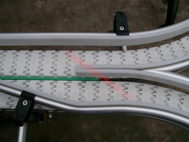 柔性鏈板輸送機有哪些優(yōu)勢以及特點 柔性鏈板輸送機有哪些優(yōu)勢以及特點