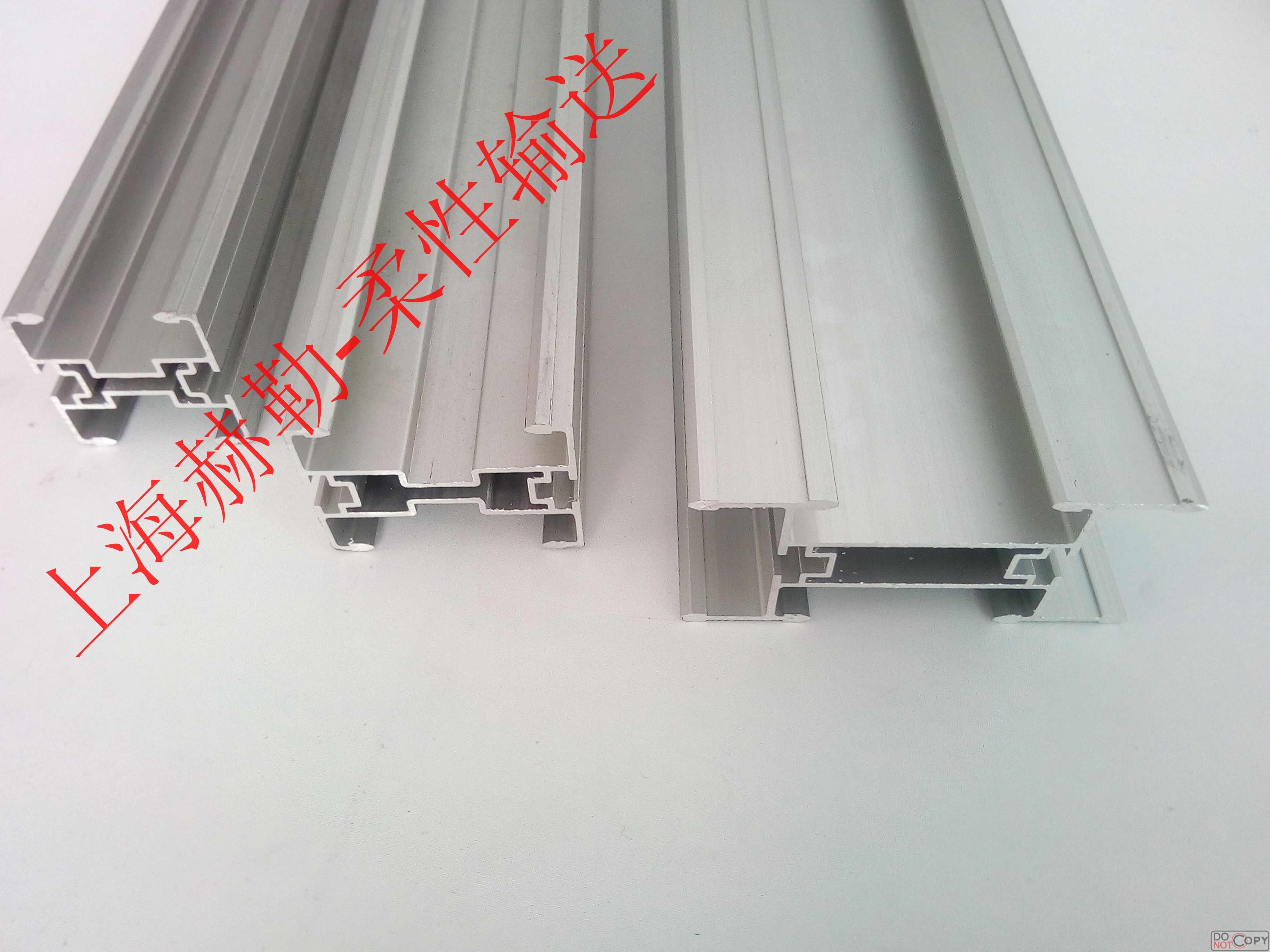 模塊式塑料網(wǎng)帶輸送機(jī)的特點(diǎn)、材質(zhì)級廠家