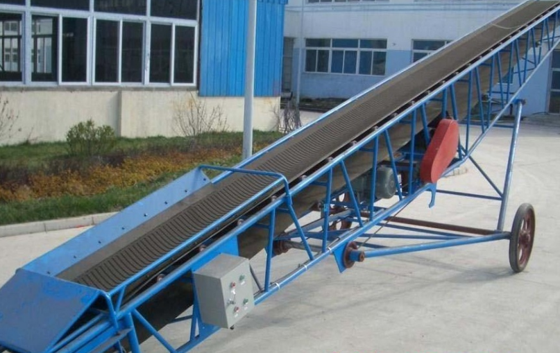 輸送機(jī) 輸送機(jī)